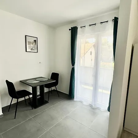 Appartamento Lukrecija
