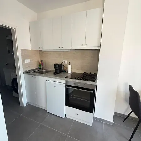 Lukrecija Appartamento Vodice