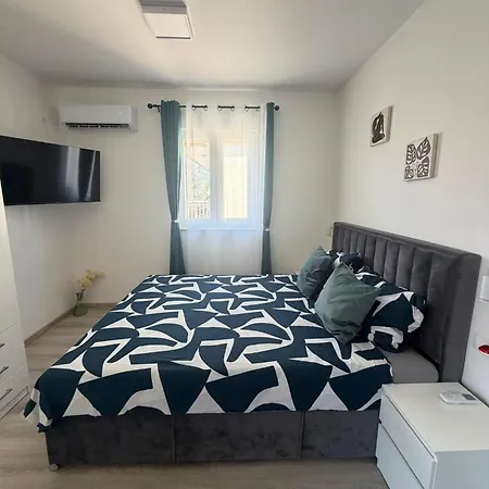 Lukrecija Appartamento *